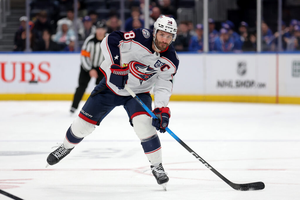 Free Agency Notes: Jenner, Laughton, Chrona