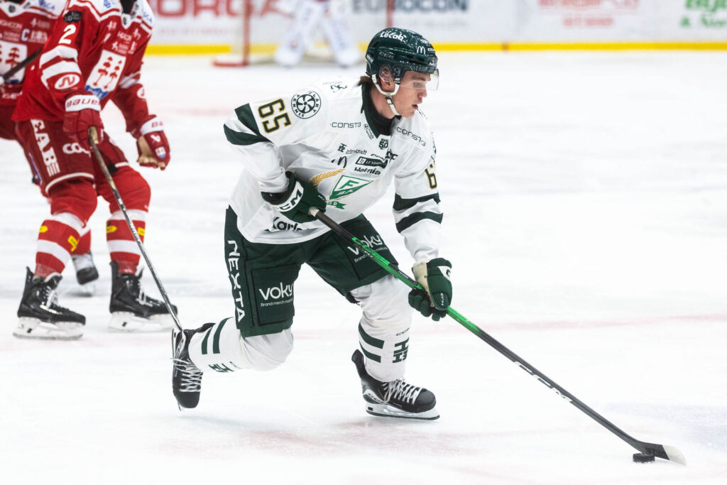 Hurricanes Sign Noel Fransen To Entry-Level Contract
