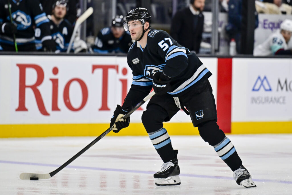 Mammoth Re-Sign Nick DeSimone