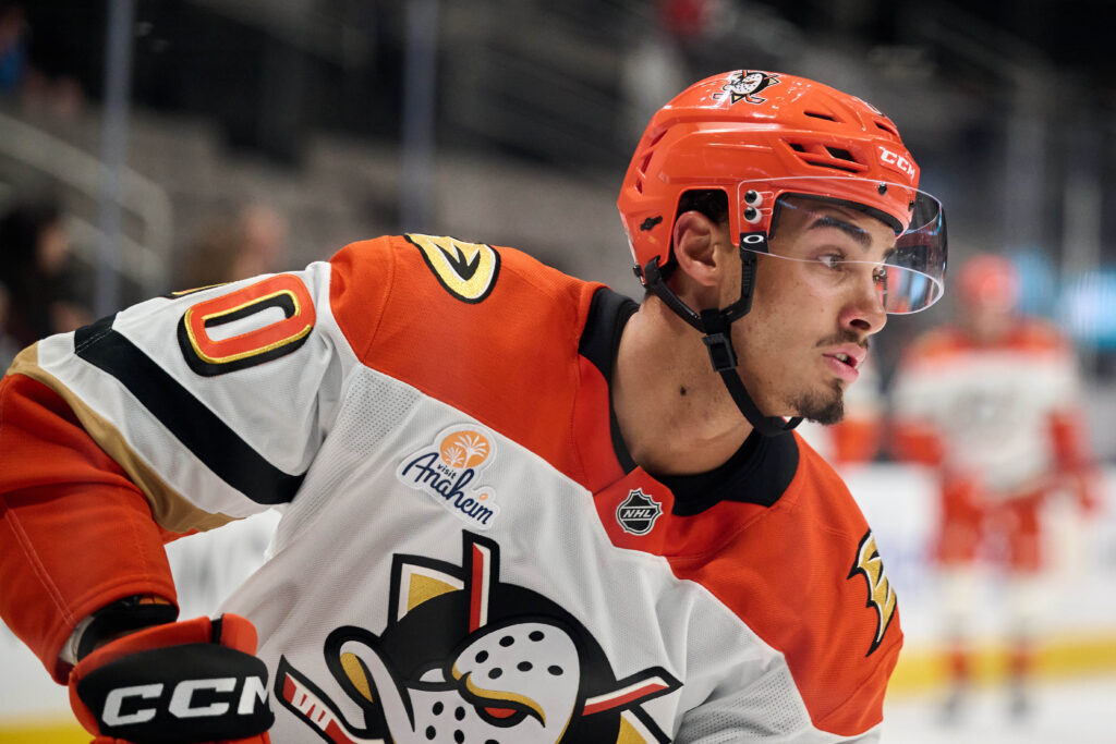 Ducks Sign Tyson Hinds To Two-Year Deal