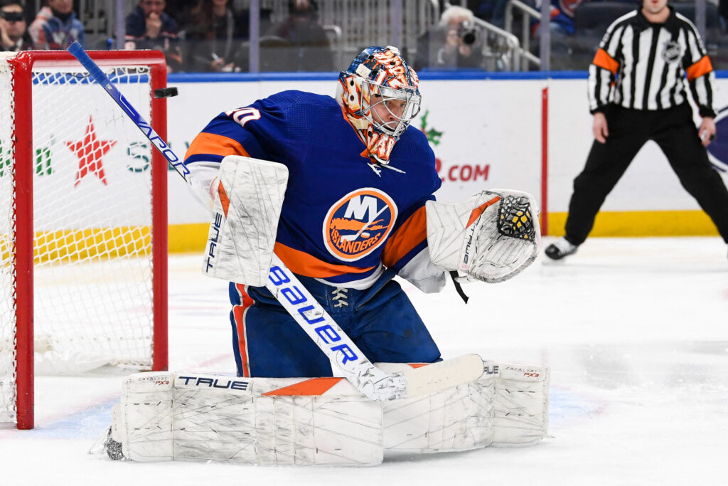 Islanders Weigh Goaltending Options Ahead Of Roster Cuts